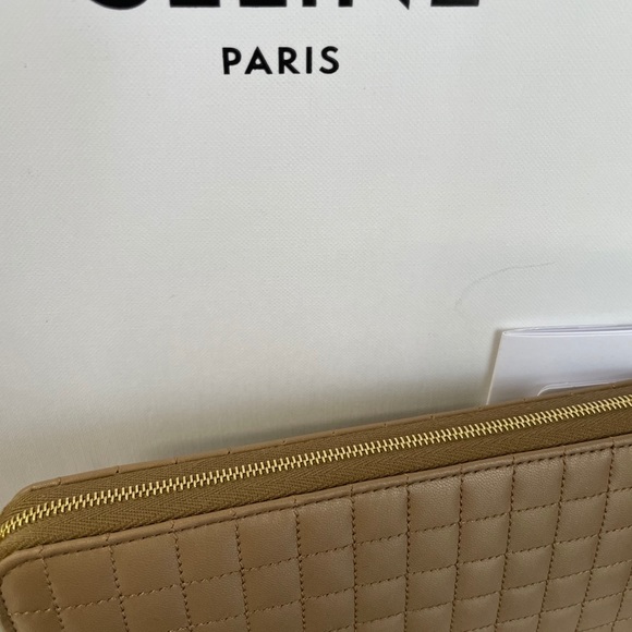 Celine women’s zippered wallet - Picture 6 of 15